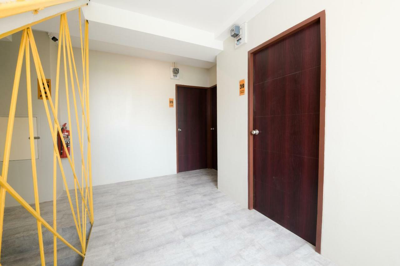 Oyo 347 Southside Residence Pattaya Bagian luar foto